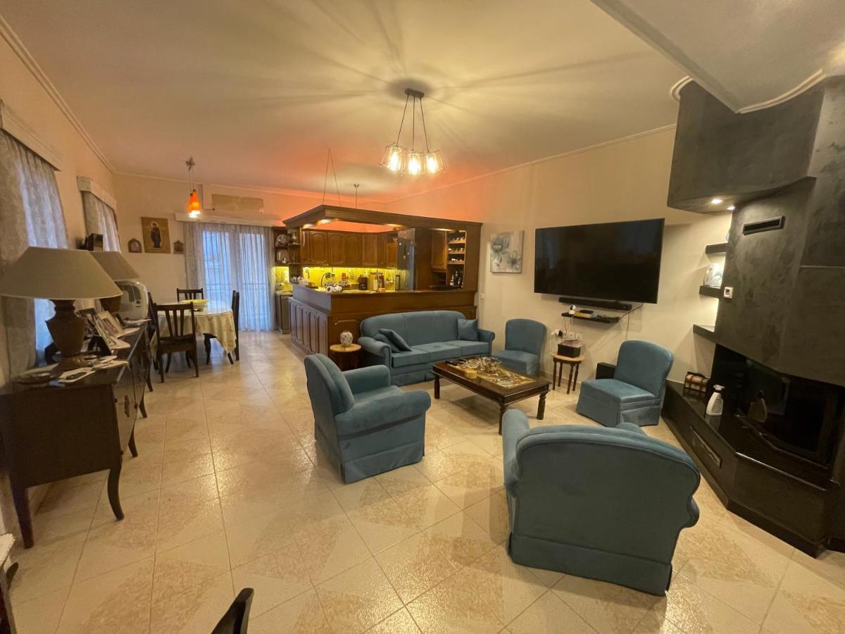 Efis Guest House Near Nafpaktos-Fully Equipped Home Exteriör bild