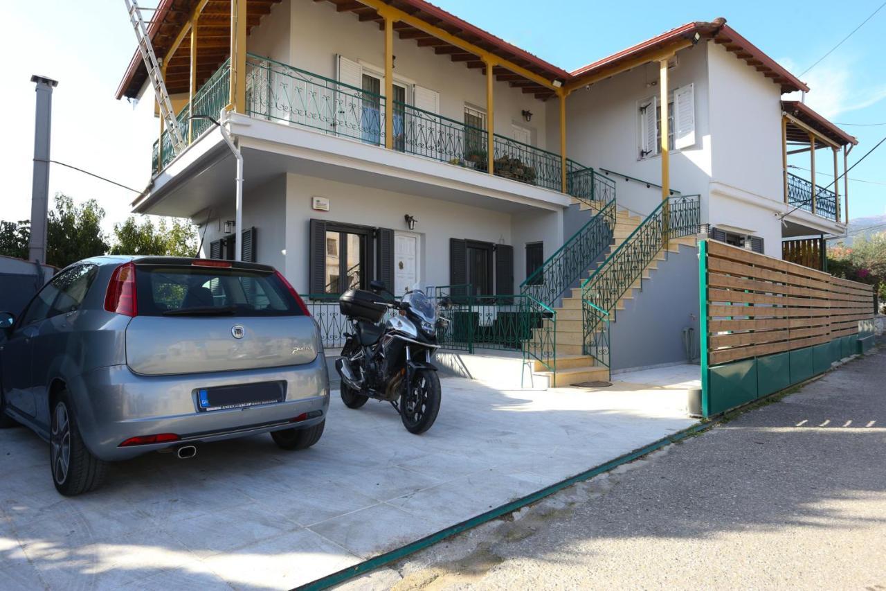 Efis Guest House Near Nafpaktos-Fully Equipped Home Exteriör bild